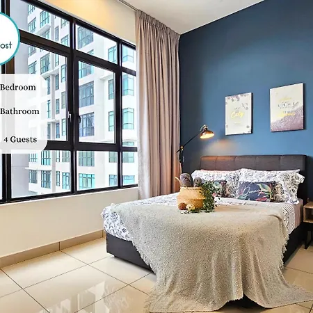 Cozy Apartment Near Ioi City Mall, Maeps Serdang, Putrajaya By Cloud Host Room photo
