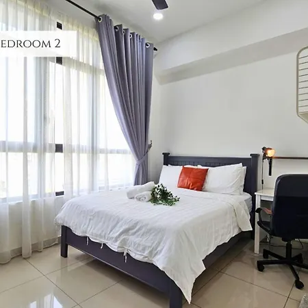 Cozy Apartment Near Ioi City Mall, Maeps Serdang, Putrajaya By Cloud Host Room photo
