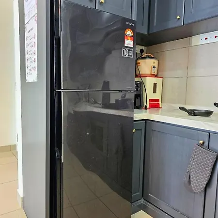 Cozy Apartment Near Ioi City Mall, Maeps Serdang, Putrajaya By Cloud Host Room photo