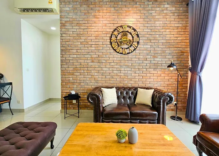 Cozy Apartment Near Ioi City Mall, Maeps Serdang, Putrajaya By Cloud Host