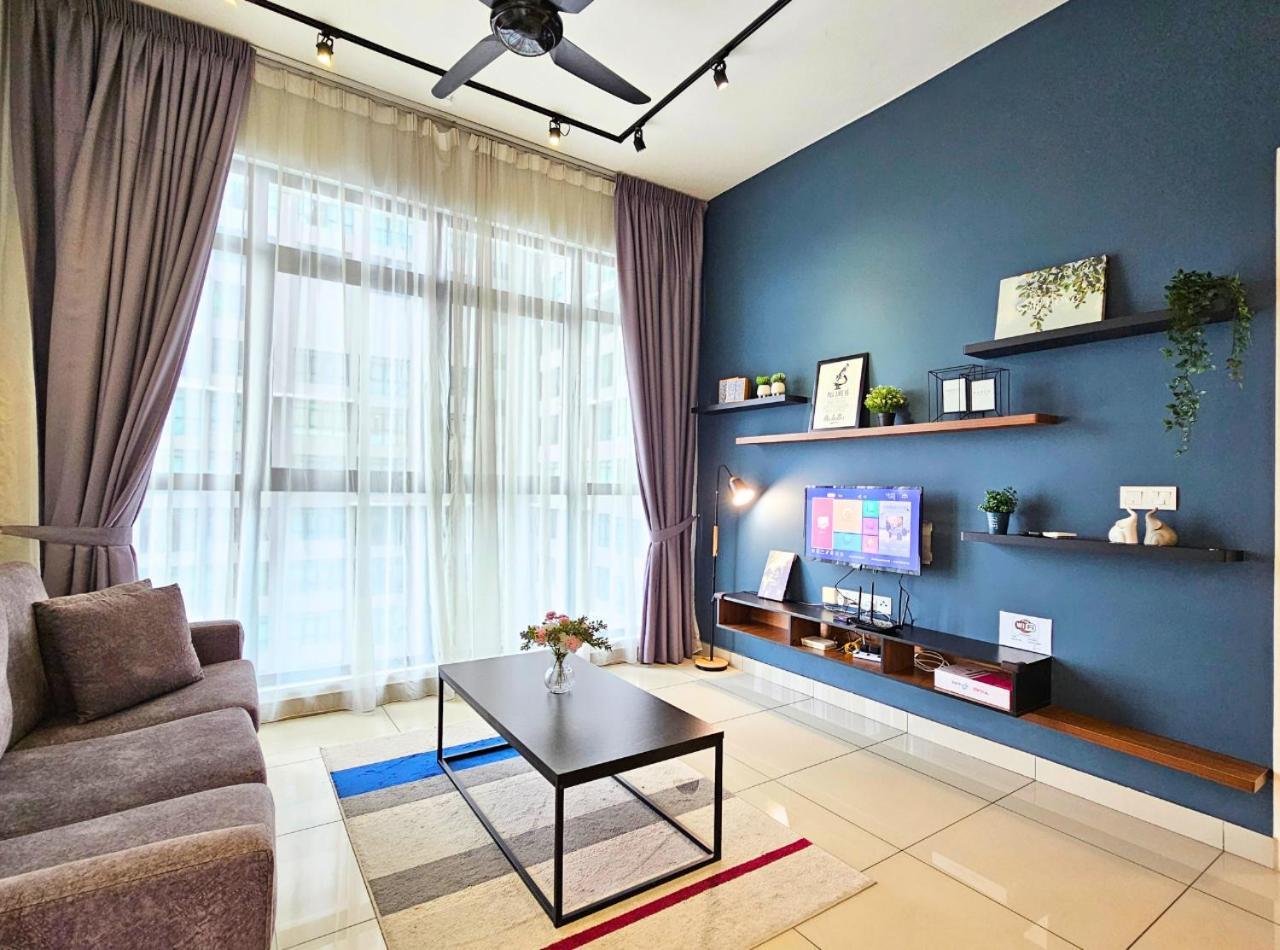 Apartment Cozy Near Ioi Mall, Maeps Serdang, By Cloud Host Putrajaya