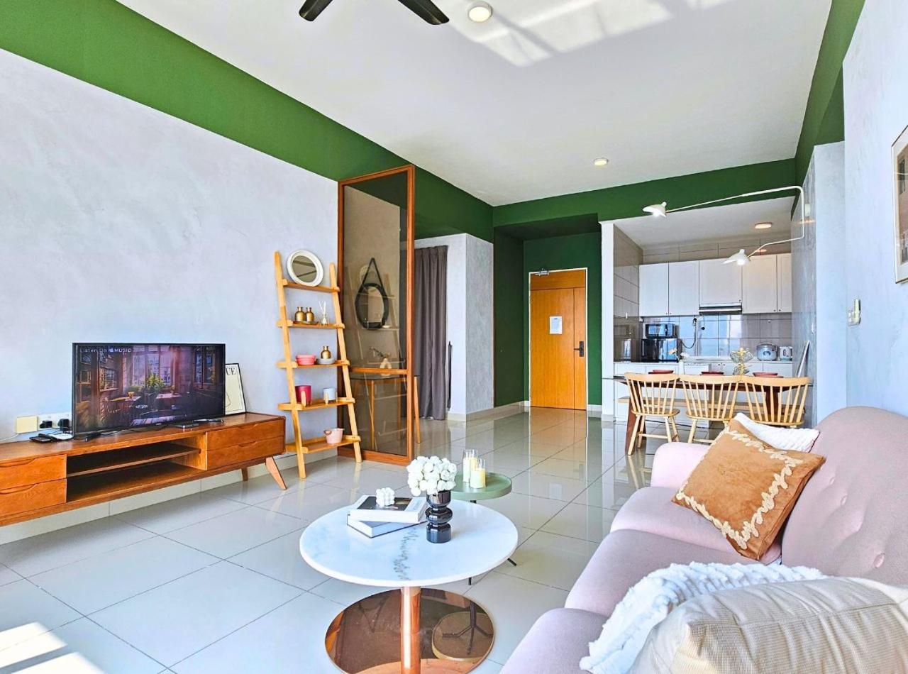 Cozy Near Ioi Mall, Maeps Serdang, By Cloud Host * Putrajaya