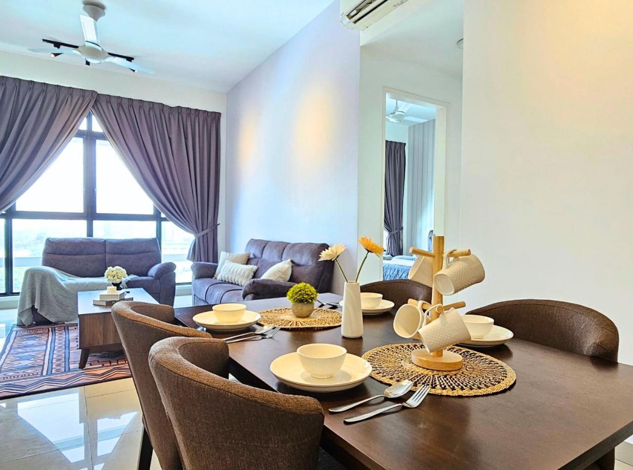 Apartment Cozy Near Ioi Mall, Maeps Serdang, By Cloud Host