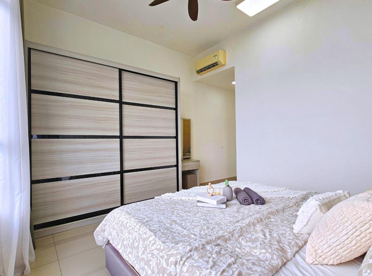 Cozy Near Ioi Mall, Maeps Serdang, By Cloud Host * Putrajaya