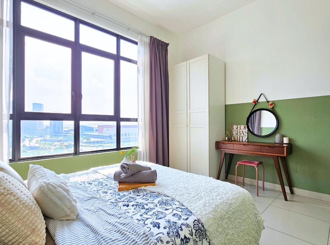Apartment Cozy Near Ioi Mall, Maeps Serdang, By Cloud Host *