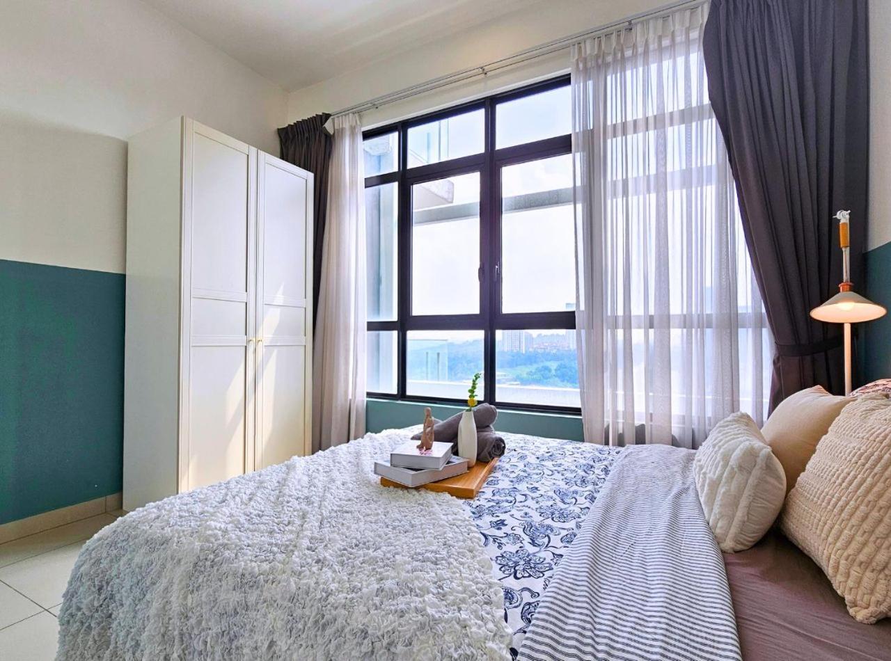 Cozy Near Ioi Mall, Maeps Serdang, By Cloud Host Putrajaya