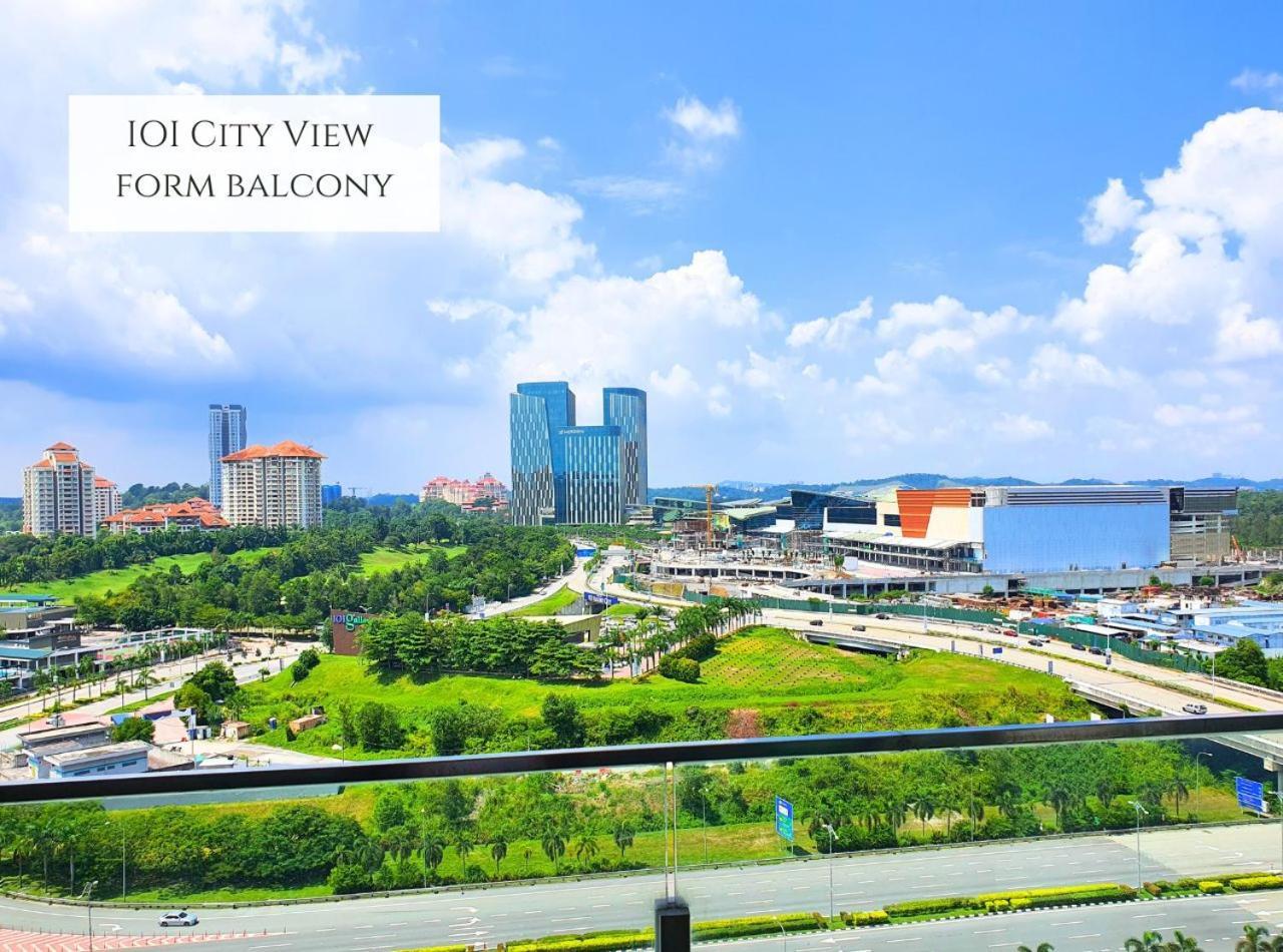 Cozy Near Ioi Mall, Maeps Serdang, By Cloud Host Putrajaya
