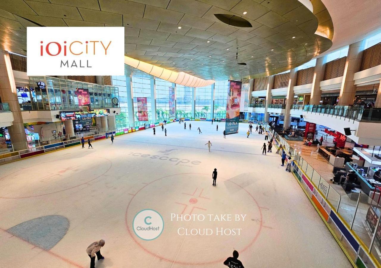 Cozy Near Ioi Mall, Maeps Serdang, By Cloud Host * Putrajaya